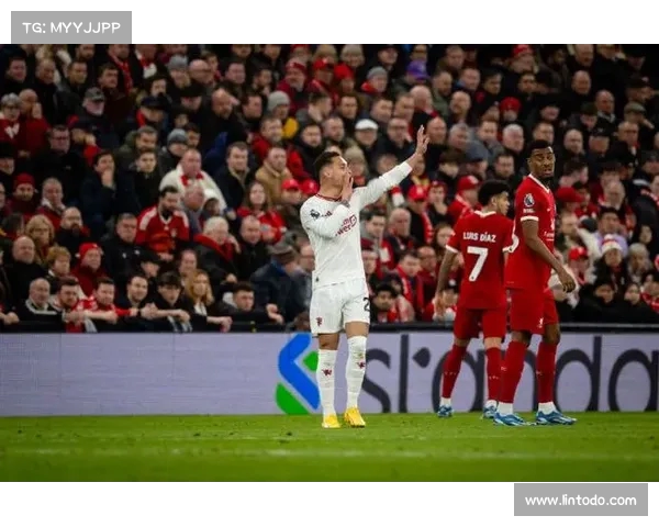 英超联赛最新动态 曼联主帅前景不明 曝利物浦引援计划分析