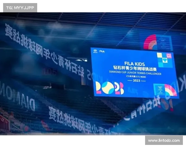 激情碰撞，网球争锋！挑战极限，挥拍梦想，感受赛场风云！