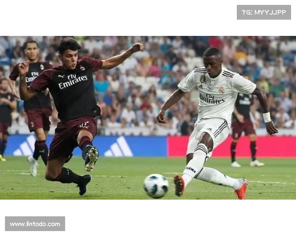 皇马未考虑满足维尼修斯续约要求 或将高价出售转会市场寻求新机会 皇马未考虑满足维尼修斯续约要求 或将高价出售转会市场寻求新机会